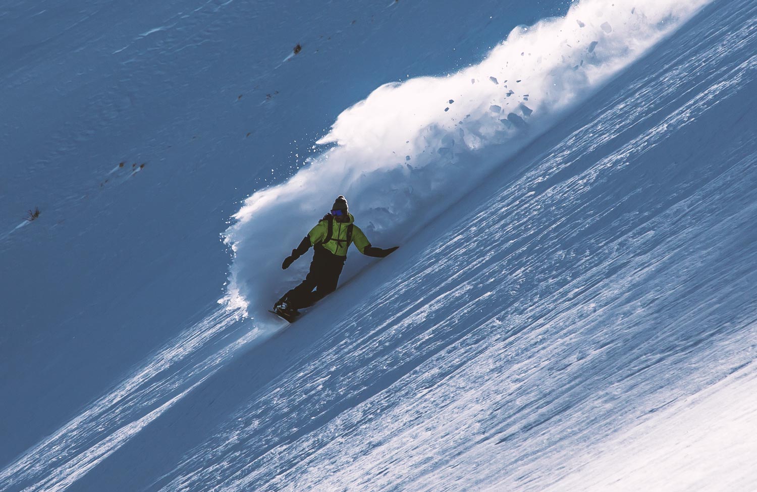 freeriding liftacces on a powderchase